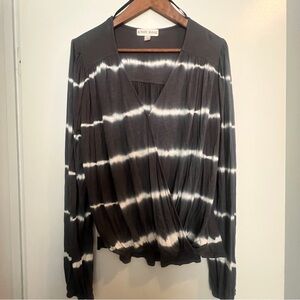 Knox Rose Black & White Tie-Dye Surplice Long Sleeve Top - Large